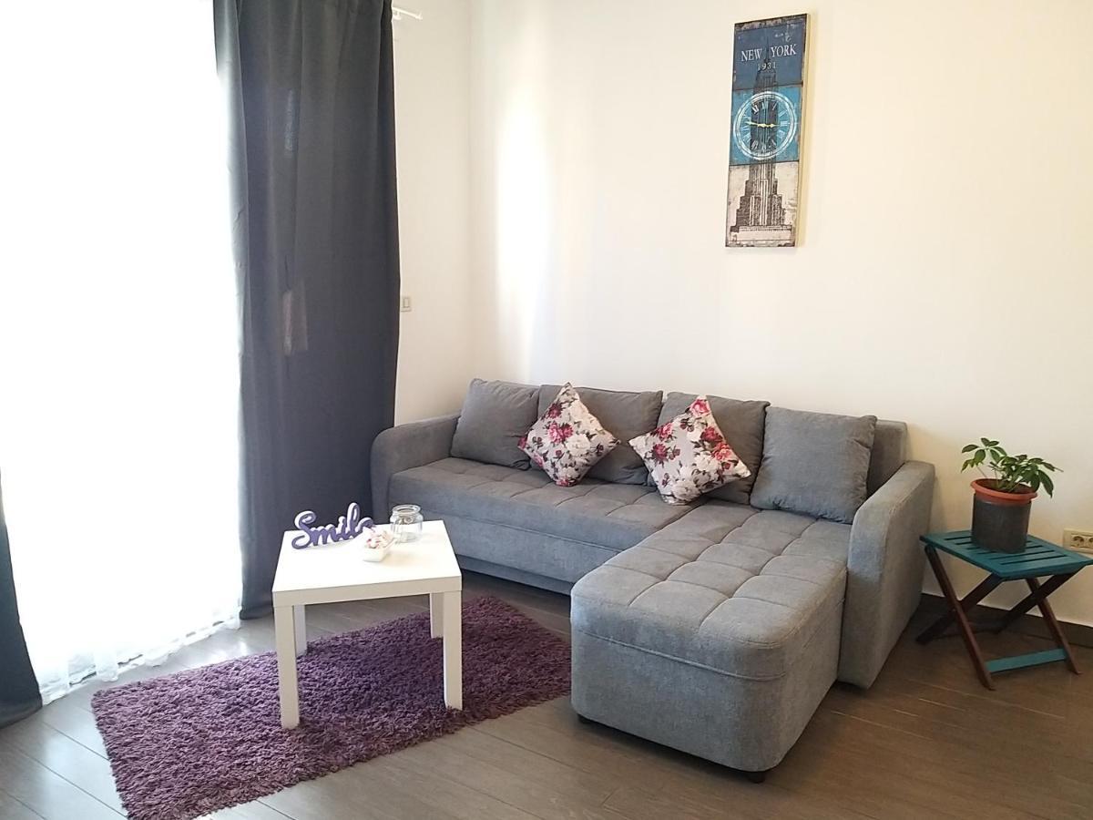 3 Bedroom Apartment With Terrace And Free Parking สปลิท ภายนอก รูปภาพ